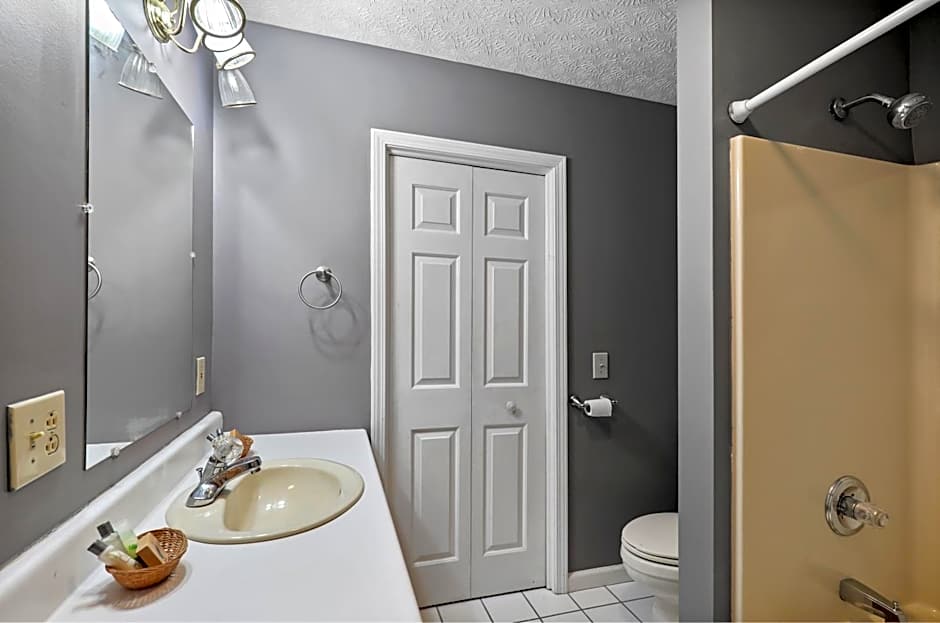 Four Seasons Country Inn