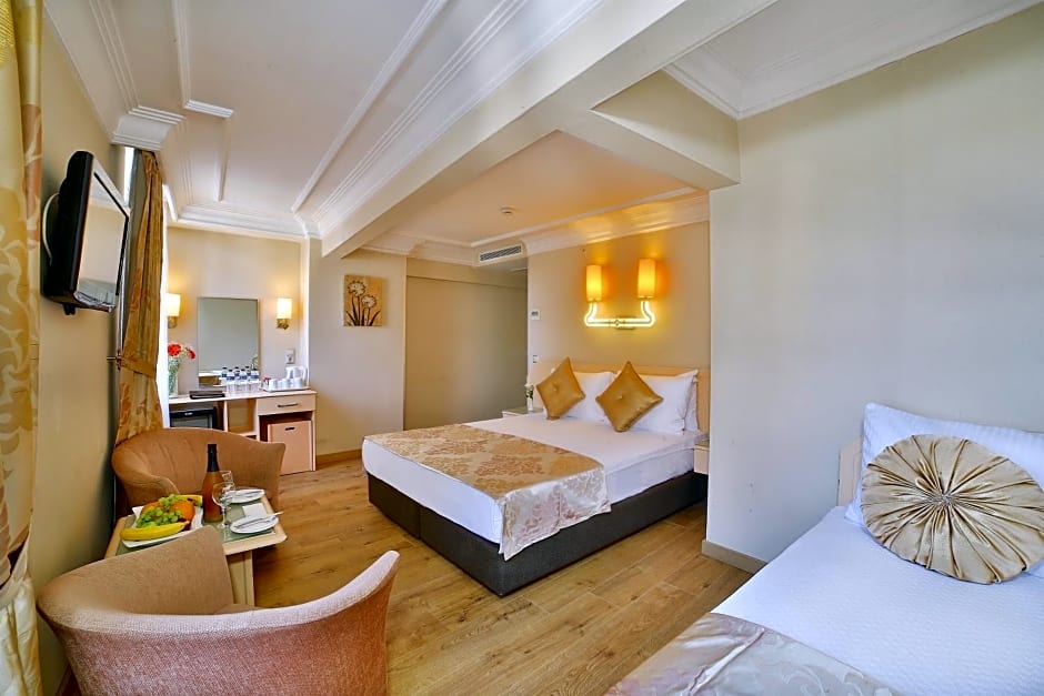 The Time Hotel Old City