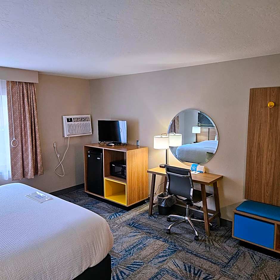 Days Inn and Suites by Wyndham Downtown Missoula-University