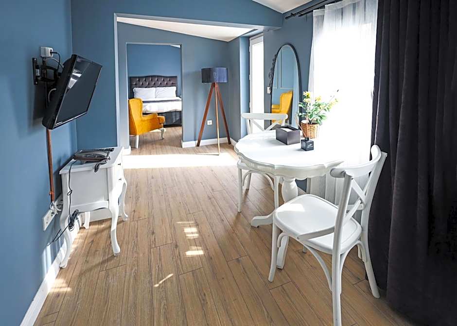 Selvese Suites, Serviced Living in Galata
