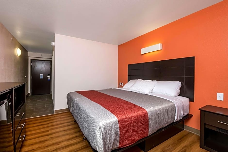 Motel 6 Peoria