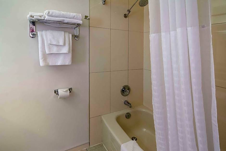 SureStay Hotel by Best Western North Vancouver Capilano