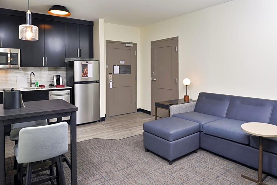 Residence Inn by Marriott Bakersfield West