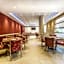 Hotel Plaza Suites