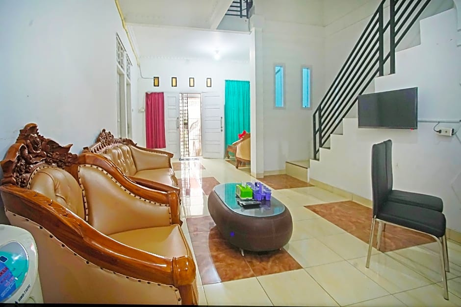 OYO 91460 Guest House Kencana Syariah