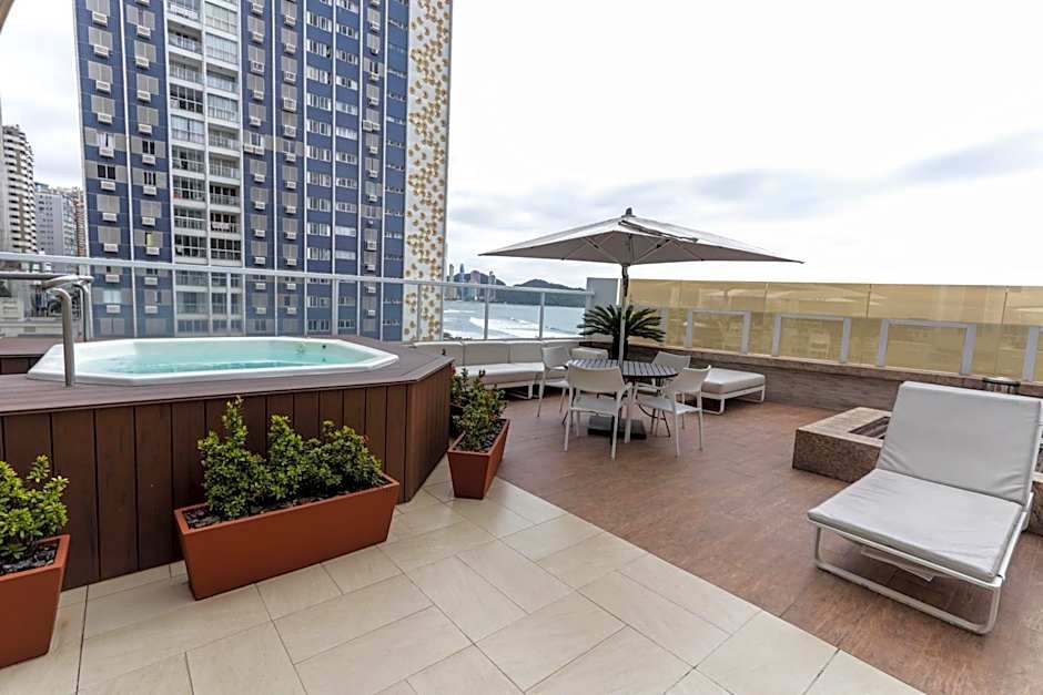 Mercure Camboriu