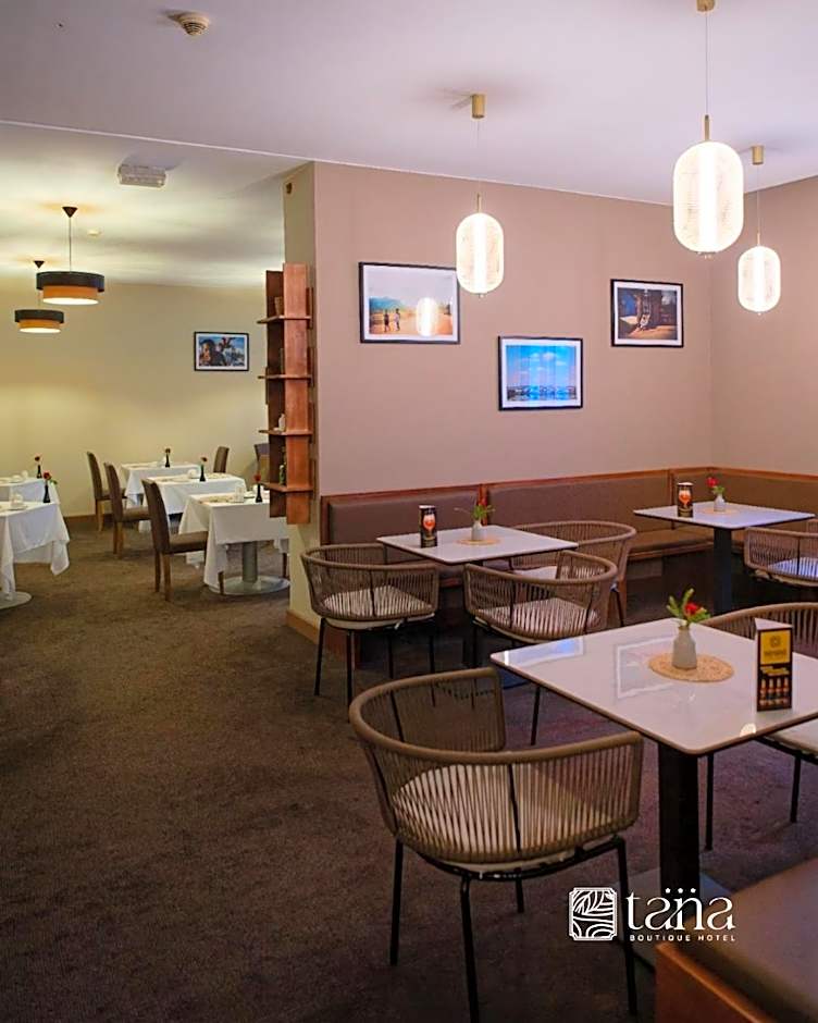 TANA Hotel