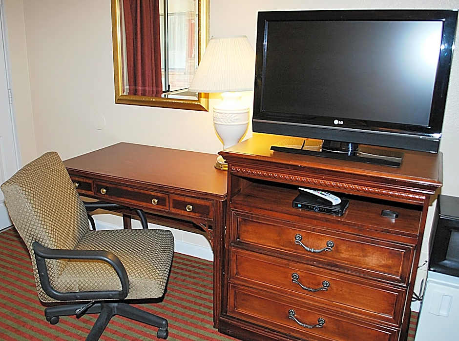 Travelodge by Wyndham Klamath Falls