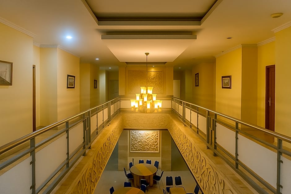 Puri Saron Denpasar Hotel