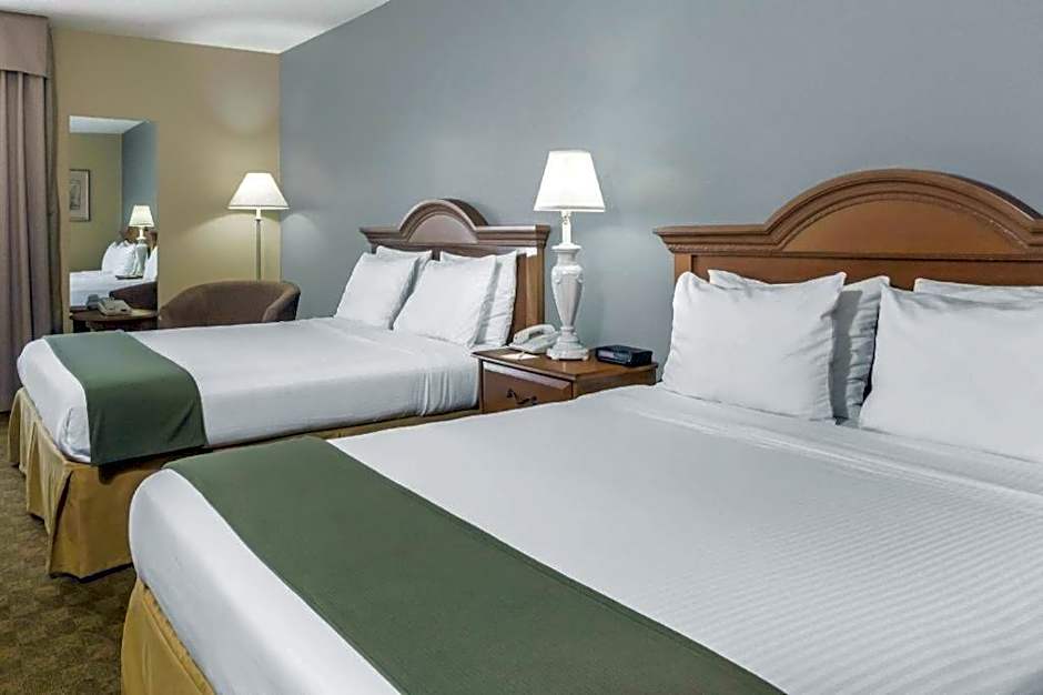 Days Inn by Wyndham Selma