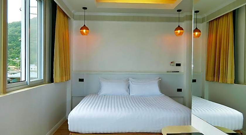 Sira Boutique - Newly renovated