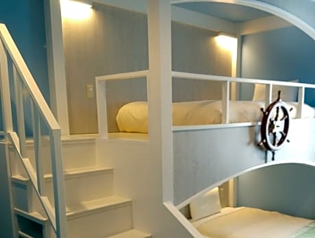 Triple Room with Bathroom (Reseration needed for Parking)