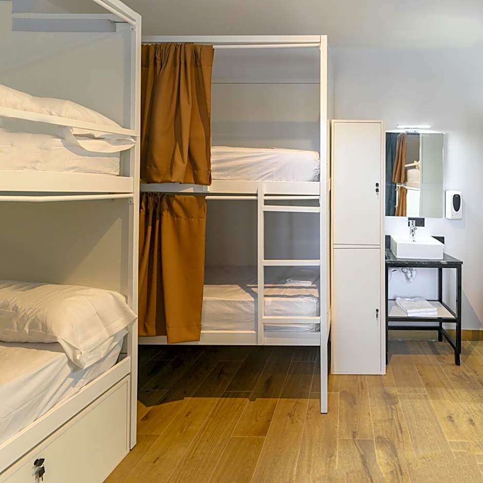 VAD HOSTEL ALICANTE - Youth Hostel age limit 18-49