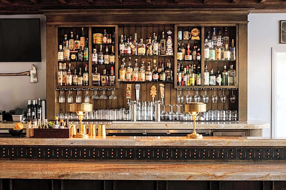 The Fin Hotel, Tapestry Collection by Hilton