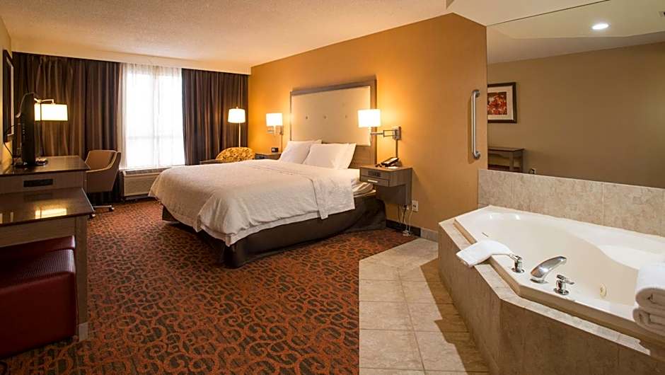 Hampton Inn By Hilton Toronto-Mississauga West, Ontario, Canada