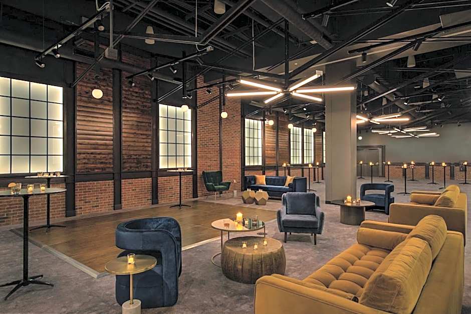 Moxy Downtown Los Angeles