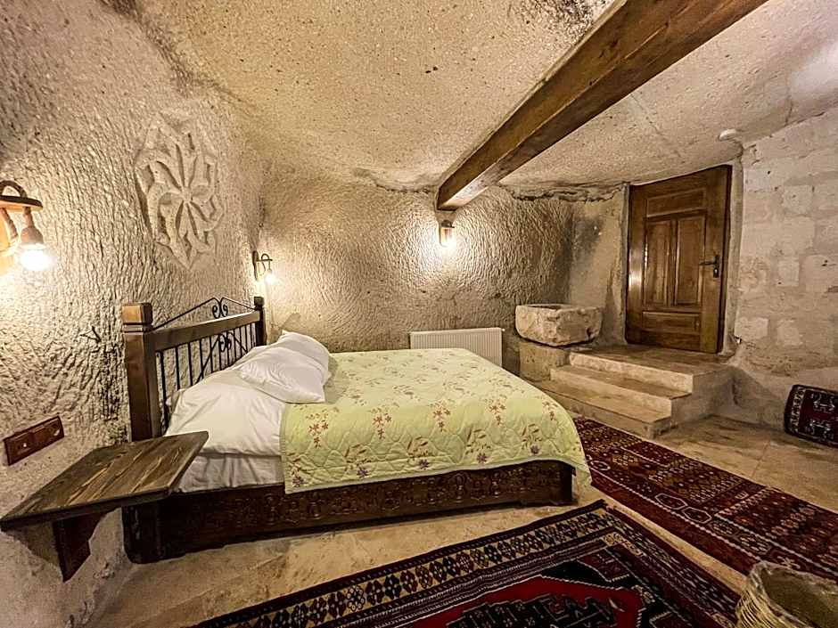 Takunya Cave Hotel