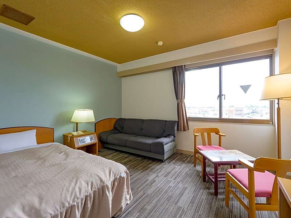 Hisai Green Hotel