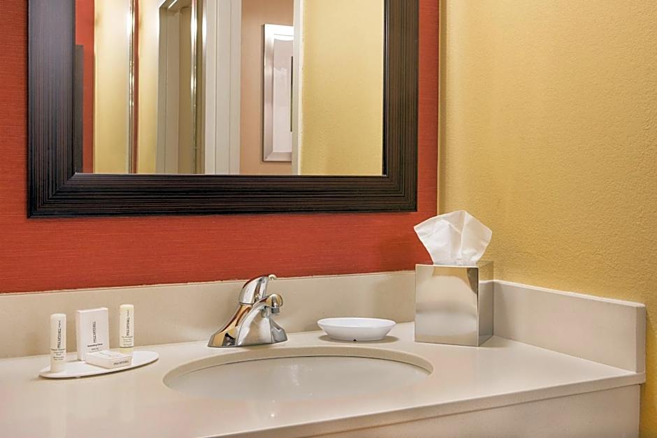 Courtyard by Marriott Hartford Manchester