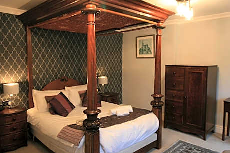 King Room with Garden View
