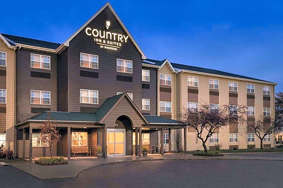 Country Inn & Suites by Radisson, Dakota Dunes, SD