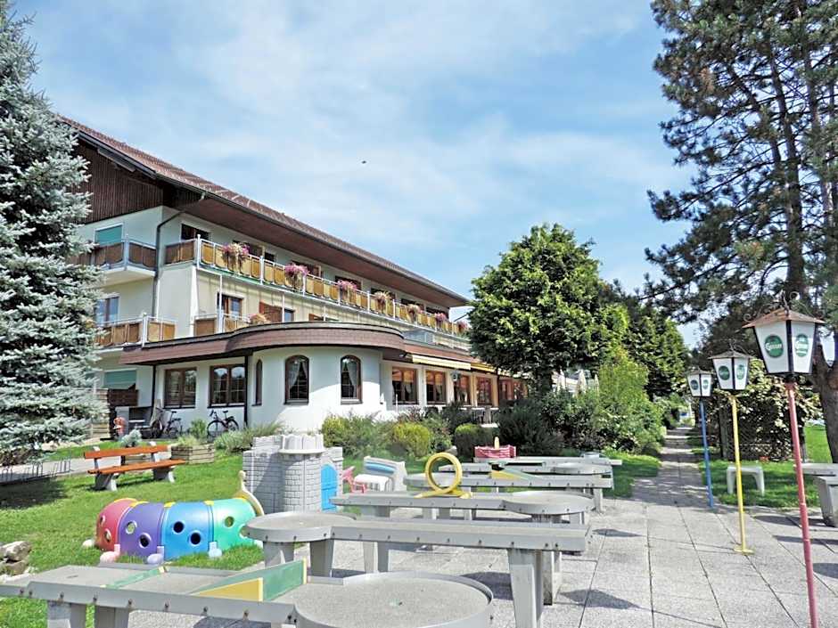 Golf-Tennis-Wellnesshotel Mori