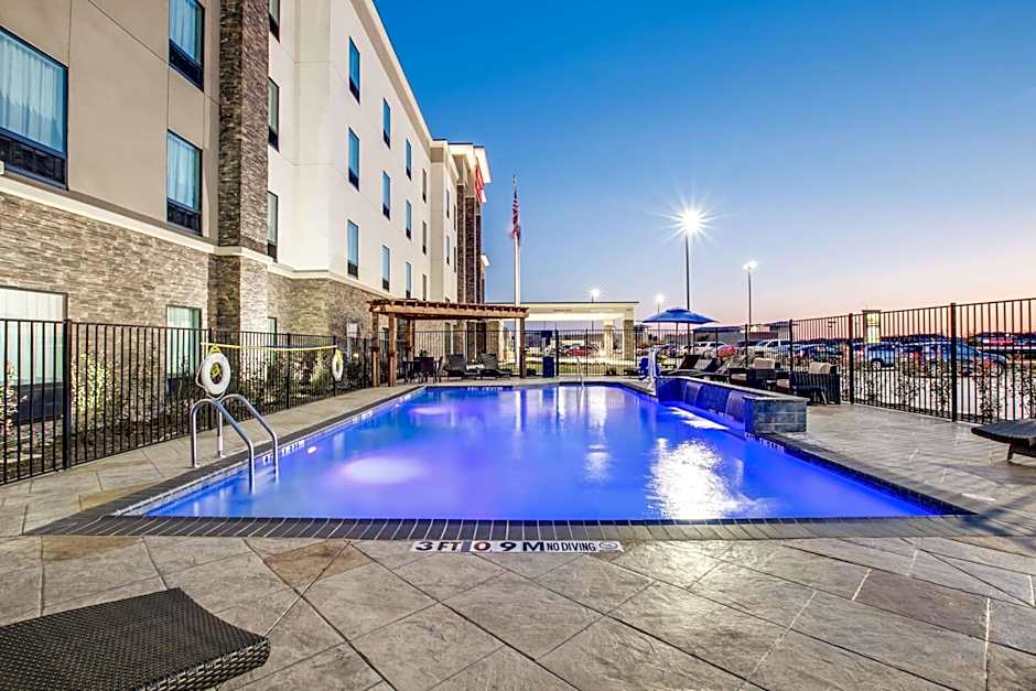 Hampton Inn By Hilton & Suites Dallas/Ft. Worth Airport South