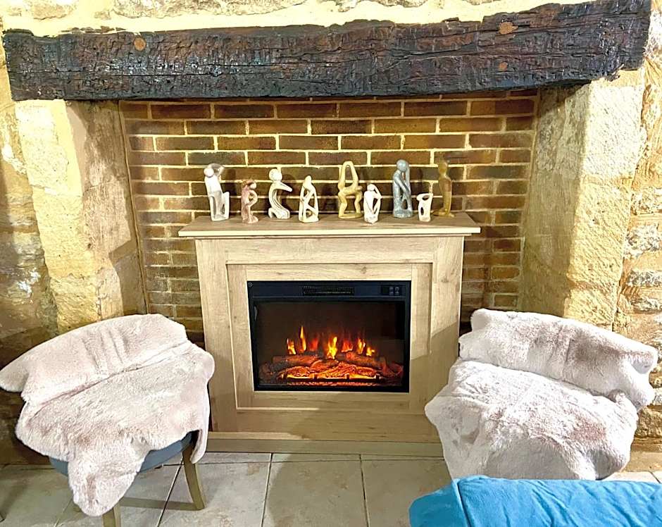 La Clef des Songes - chambres climatisées - Sarlat Centre - Parking gratuit - Piscine, Spa et massages à 400mètres