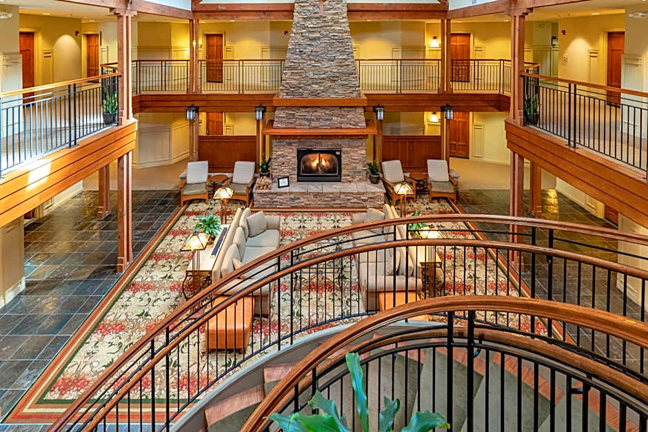 Avila Village Inn