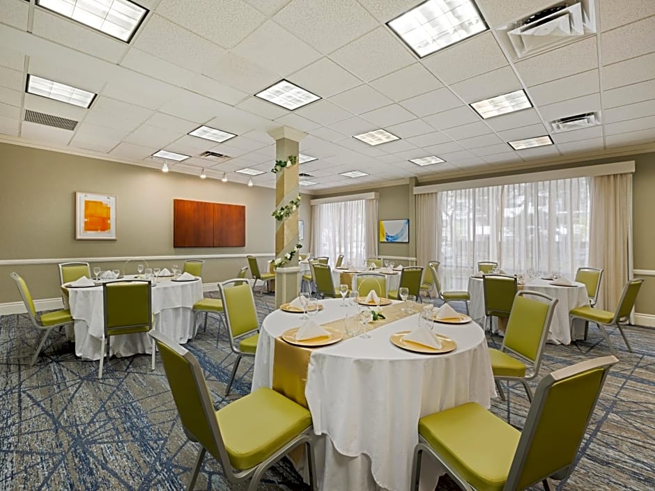 Holiday Inn Express Hotel & Suites Ft. Lauderdale-Plantation By IHG