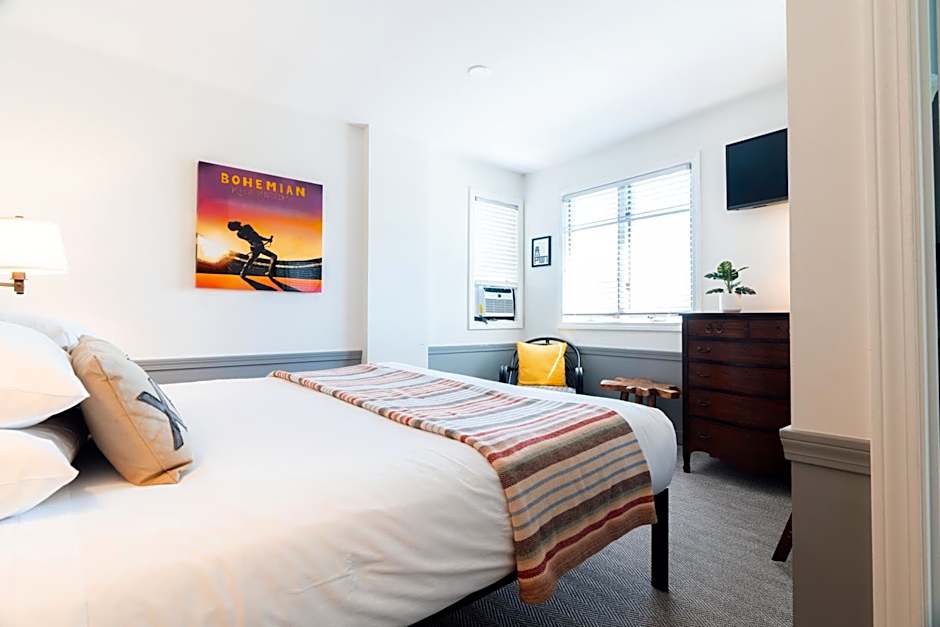 Mercury Hotel Provincetown