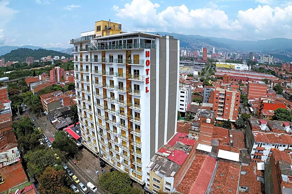 Photo 1 of 50 of Hotel Dorado La 70