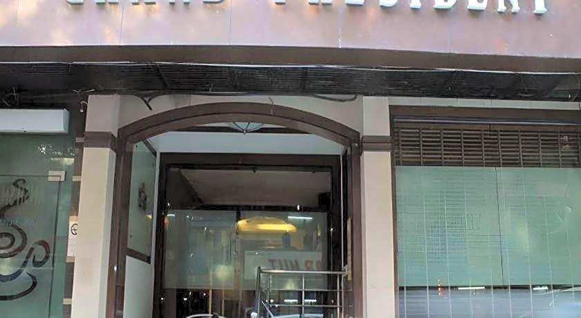 Hotel Grand President