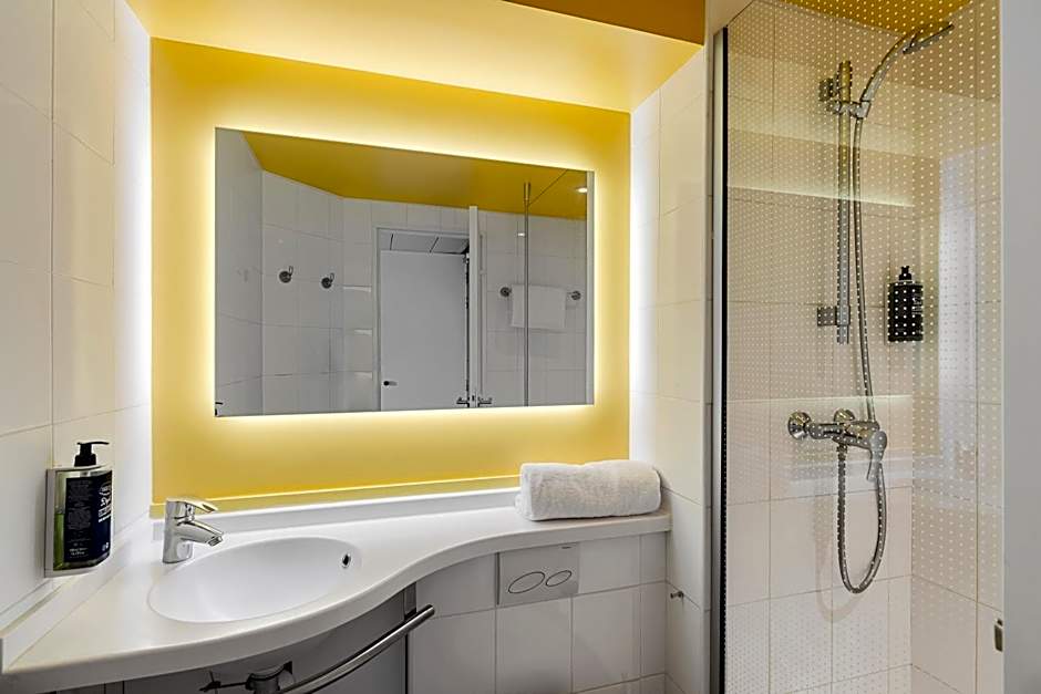 Ibis Nice Aéroport Promenade des Anglais