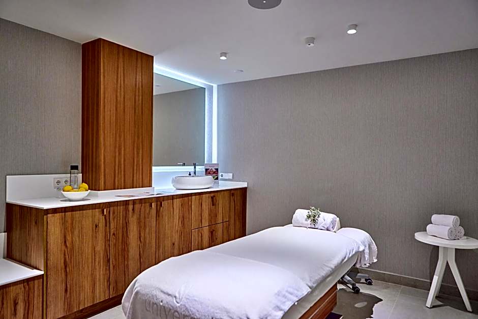 Universal Hotel Lido Park