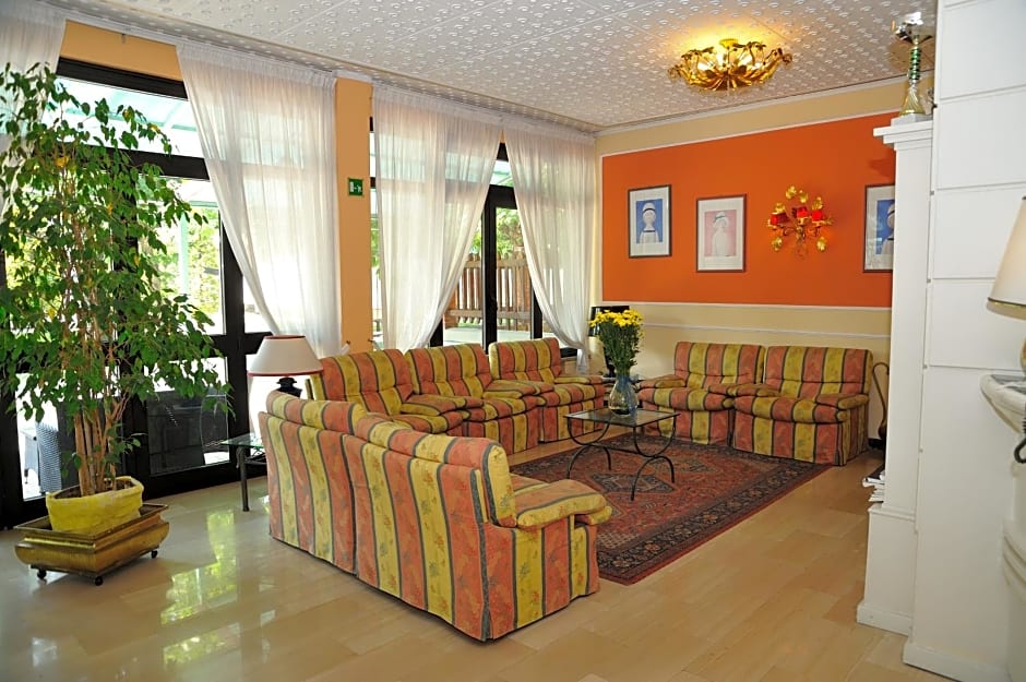 Hotel Salus