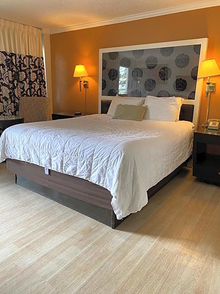 Budget INN At The Heavenly Gondola