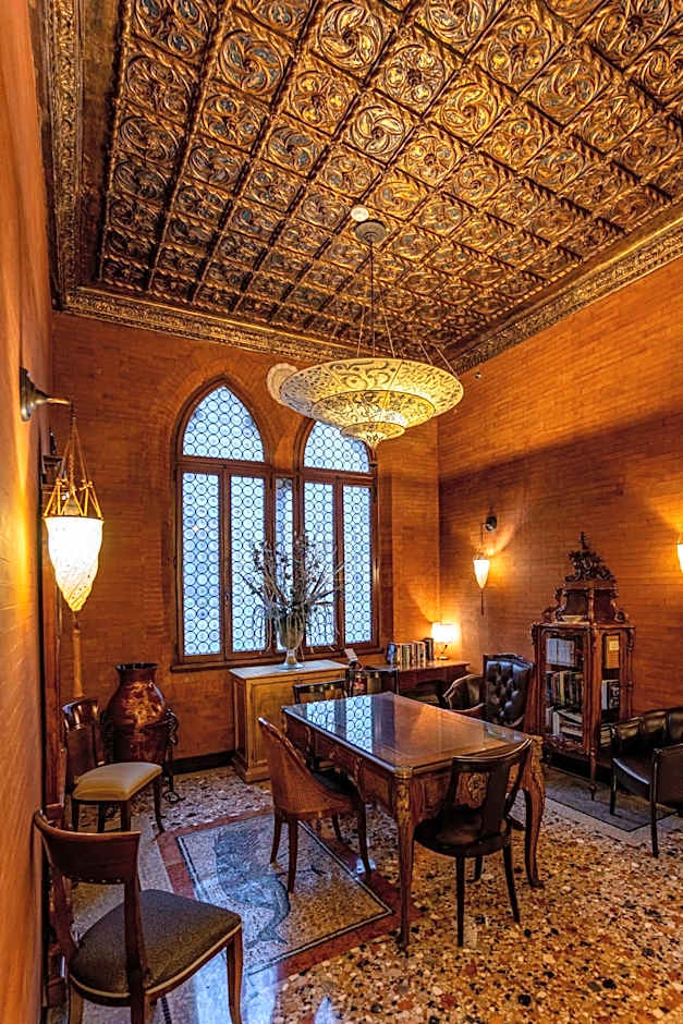 Hotel Palazzo Stern