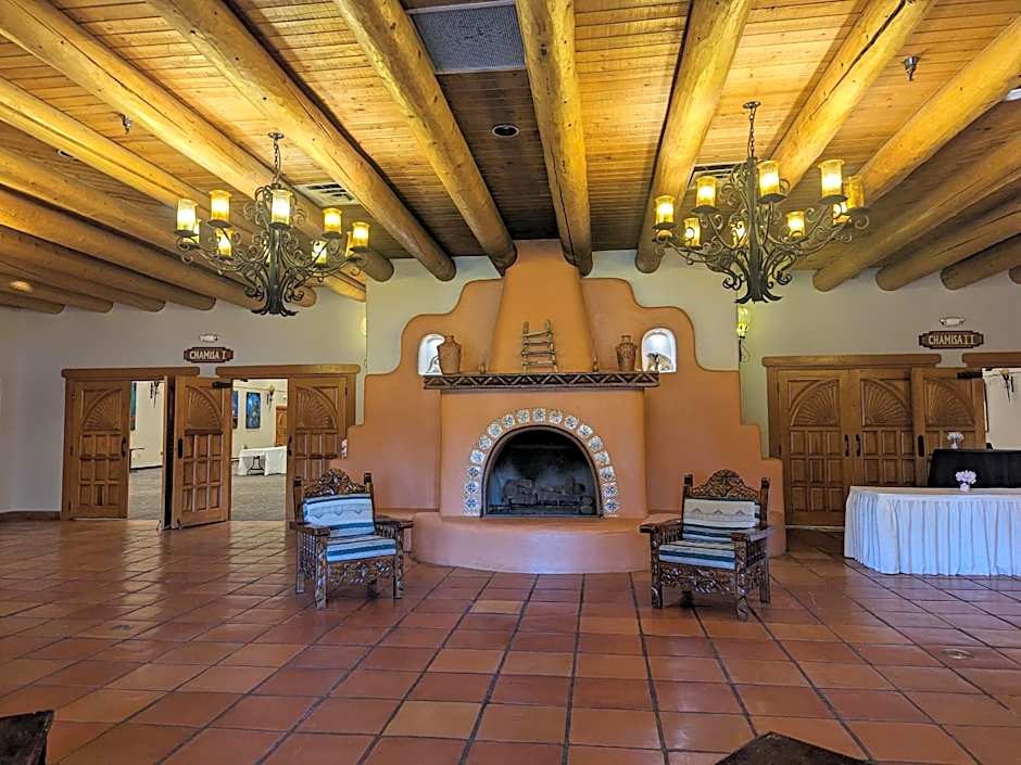 Sagebrush Inn & Suites