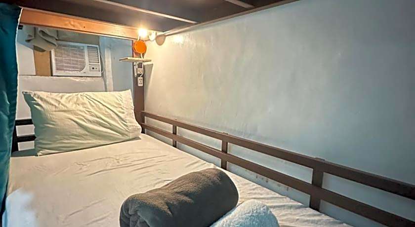 Malapascua Budget Inn