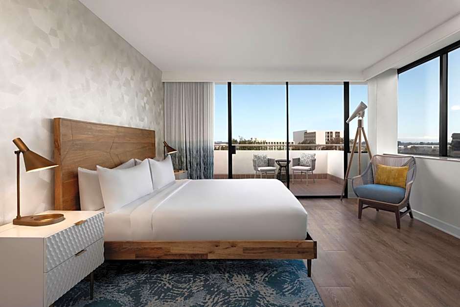 Renaissance Newport Beach Hotel