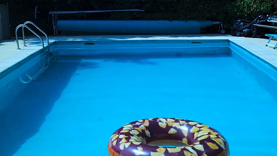 Mas Grimaud - Gîte- Studio et chambres d'hôtes familiales