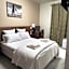 SQUARE HOTEL