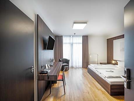 Penthouse Studio