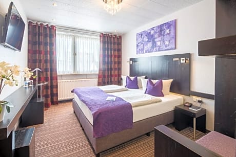 Comfort King Room