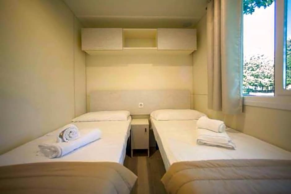 The Garda Village - Near Spiaggia Brema