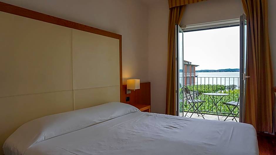 Hotel Mavino