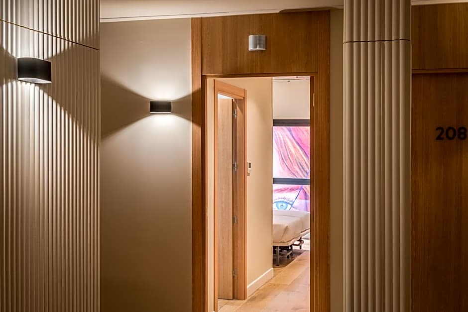 Aerohotel Barcelona Airport 24h