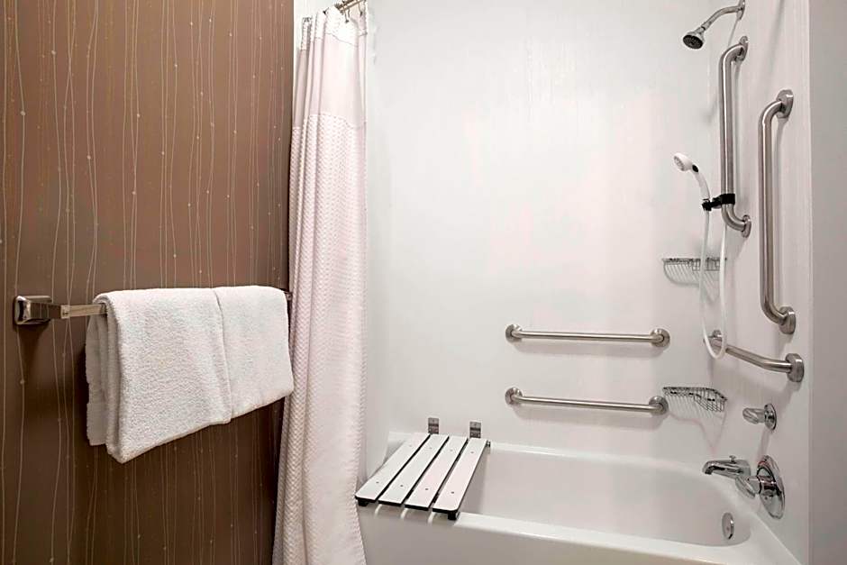 Courtyard by Marriott Champaign