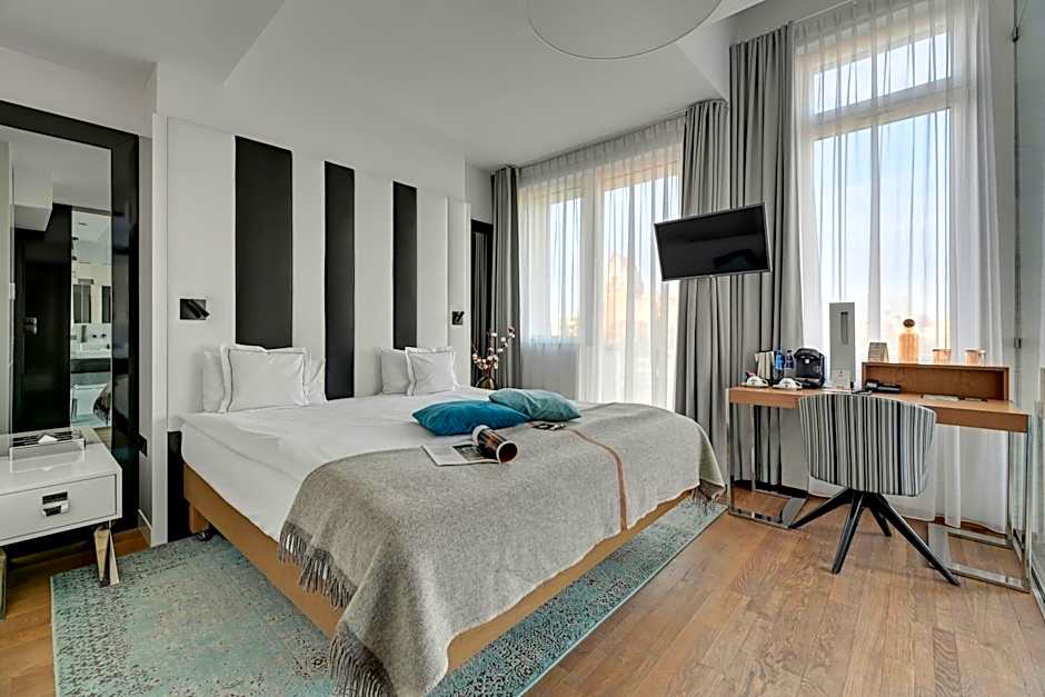 Hotel Almond Business & SPA